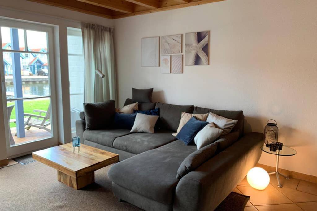 Ferienhaus Mit Bootssteg Am See In Rheinsberg Dış mekan fotoğraf
